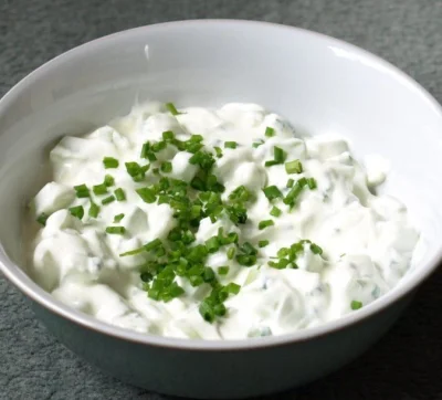 Rödbetstzatziki