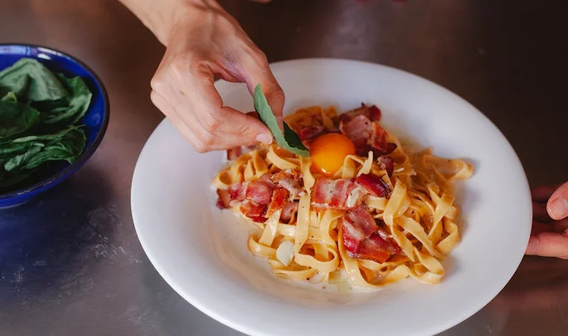 Carbonara med Guanciale och Äggula