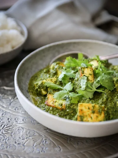 Palak Paneer – Indisk spenatgryta med paneer