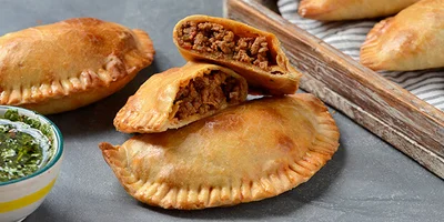 Spanska Empanadas med Kryddig Fyllning
