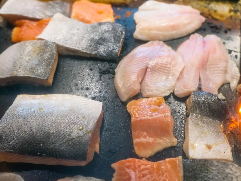 Mormorstips: Torka av kött och fisk före stekning